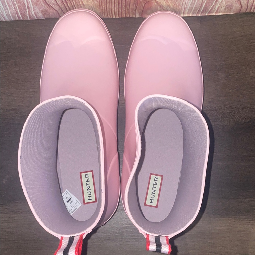 New Hunter Women’s Play Short Azalea Pink Rain Boots - Picture 6 of 8